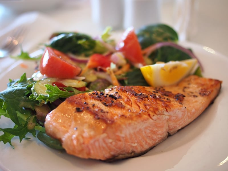 Salmon with Turmeric Roasted Vegetables